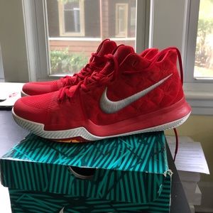 Nike Kyrie Irving 3 Basketball shoe